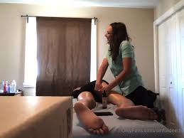 Massage Hand Job - EPORNER
