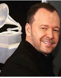 Happy 81st Birthday 🎈to Fashion Designer & Haberdasher Daniel Day known  Professionally as Dapper Dan. Born in the Boro of Manhattan in the  neighborhood of Harlem in New York City