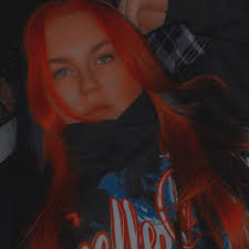 Can't hear girlfriend in Phasmophobia proximity chat?