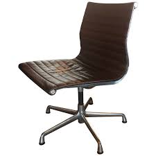 Eames Office Swivel Aluminum Group Leather Chair Herman Miller For Sale Chair Vintage Office Chair Leather Chair