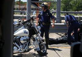 Motorcycle Police In Trump Motorcade In Accident Trump Limo Unaffected Check More At Https Limo Motorcycle Vehicles