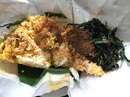 Selain enak, makanan ini juga cukup mengenyangkan lho. Porsi Nasi Padang Lebih Banyak Saat Dibungkus Ini Lho Asal Usulnya