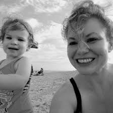 Paula Frey (pjinaustin)