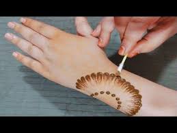 Very Easy Simple Mehndi Design Back Hand New Cotton Bud Mehndi Design Trick Mehendi Designs Youtube Mehndi Designs Simple Mehndi Designs Henna Designs