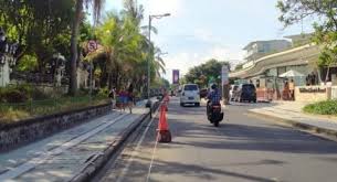 Bahkan, jam kerja juga belum normal. Senin Besok Ppkm Level 4 Berakhir Apakah Akan Diperpanjang Lagi Suara Jakarta