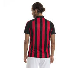 This transfer statistic shows the compact view of the highest sold players by ac milan in the 83/84 season. Puma Ac Milan Herren Wappen Polo Puma Black Tango Red M Sport Freizeit Fan Shop
