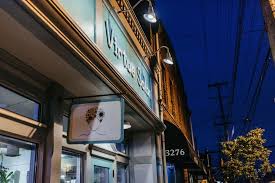 Smartstyle family hair salons in columbus, ohio. Hair Salon Columbus Ohio Exterior At Night Hair Salon Interior Hair Dresser Life Hair Salon Interior Design