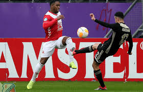 Jong fc utrecht begon sterk aan de partij en nam vlot de leiding, maar moest zich in het tweede gedeelte van. Fc Utrecht Sign Performance Partnership With One Of The World S Most Innovative Companies Kitman Labs