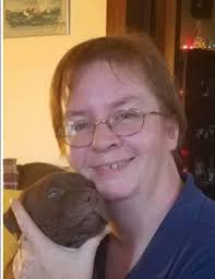 Dena Kinney's Instagram, Twitter & Facebook