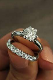 Great Bands And Wedding Rings For Women That Admire Wedding Rings Round Engagement Wedding Ring Sets Beautiful Wedding Rings