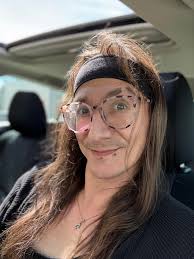 My head is so loud and going so fast. I can't get any relief. All my  “tricks” aren't “tricking”. I frustrate my partner all the time bc I seem  to be getting