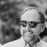 50+ perfiles de «Smith»