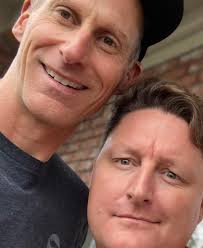 Years ago we made this image the official Alaska PJ tattoo. Spent some  quality time with an old teammate. The old number 87⚡️