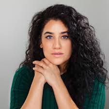 Amanda Caban's Instagram, Twitter & Facebook