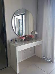 The clean lines and simple design will have you feeling like you're getting ready to strut down the runway. Ikea Malm Dresser With Frameless Round Mirror Bedroom Vanity Ikea Malm Dresser Round Mirrors