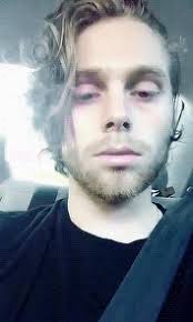 Who is luke hemmings' fiancee sierra deaton? University Lrh 42 Move On Wattpad