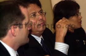 TODUNG MULYA LUBIS DAN RONAN MAC AONGUSA