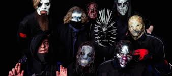Il dj sid wilson, il batterista joy jordison, il bassista paul grey, . Slipknot Nuove Maschere Nuovo Disco E Nuovo Singolo Il Video Di Unsainted Longliverocknroll It