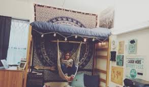 29 Artsy Hipster Room Ideas Decorating Tips For Indie Hippie Room Beautiful Dorm Room Boho Dorm Room Boho Dorm