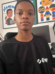 At just 27 years old, Pearl Kapur has become India's youngest billionaire  with a net worth of ₹9,129 crore ($1.1 billion). His startup, Zyber 365,  reached unicorn status in just three months —