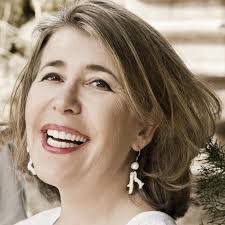 Bambi Sloan's Instagram, Twitter & Facebook