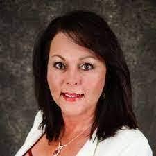 Kimberly Bard's Instagram, Twitter & Facebook