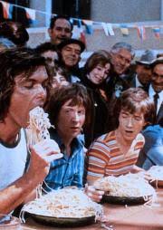 L'ex charlot gérard filippelli répond aux questions d'un journaliste à propos de son passer charlots. Gerard Filipelli Uber Diesen Star Cinema De