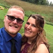 Who has cancelled at Indiana Comic Convention?