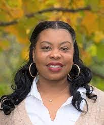 Desiree Dancy's Instagram, Twitter & Facebook