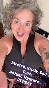 Roxanne Irwin's Instagram, Twitter & Facebook