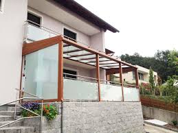 Glasschiebewand Milchglas Und Terrassendach Wintergarten Schmidinger Windschutz Terrassendach Terrassen Dach