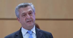 Leo Dobbs's Instagram, Twitter & Facebook