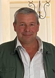 𝗘𝗡 𝗛𝗢𝗠𝗠𝗔𝗚𝗘 𝗔 𝗘́𝗥𝗜𝗖 𝗦𝗧𝗘𝗣𝗜𝗡𝗦𝗞𝗜 Pecquencourtoises  Pecquencourtois, Hier, nous avons eu la tristesse d'apprendre le décès  d'Eric Stepinski, adjoint délégué aux travaux et Président de l'Espérance  Bouliste. Fils de André Stépinski, Eric