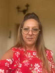 Bonjour Pouviez vous me faire un wawy couleur châtain svp Je souhaite  changer de coupe Rdv chez la coiffeuse fin de semaine Faites vous plaisir  Merci à tous