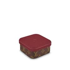 Vivienne Music Box Monogram In Brown Accessories Gi0267 Louis Vuitton In 2020 Louis Vuitton Gifts Vuitton Box Louis Vuitton Slippers