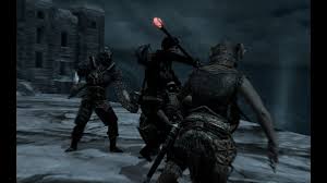 Pues se llama staff of parthalan (losiento esq yo lo tengo en ingles ) es para mago tiene 22 en daño de fuego 2 de magia, 24 de mana y 13 . Steam Workshop Staff Of Parthalan From Dragon Age 2