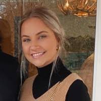 Kaitlyn Bowman's Instagram, Twitter & Facebook