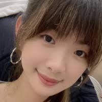 70+ perfiles de «Layla»