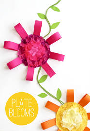If you chose the blank template, draw your own flower petal shape in the section indicated in the template. Paper Plate Flower Craft For Kids Paging Supermom