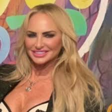 Introducing Kitsch x Hair by Chrissy✨ Achieve salon-quality blowouts at  home with our limited-edition Ceramic Thermal Rollers, created in  collaboration with Hair by Chrissy.