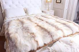 Huitzilli's mexican blankets are durable and colorfast, made of an acrylic and cotton blend. Fur Blanket Fox Cashmere Pelz Pelzmantel Superta Pelliccia Fuchs Volpe Mex Comfortable Bedroom Home Bedroom Bedroom Inspirations