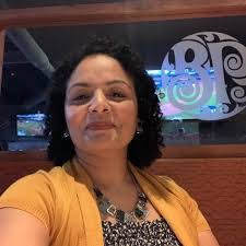 Seema Doshi's Instagram, Twitter & Facebook