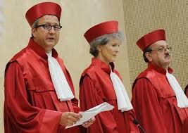 Nun müssen sich mieter darauf. Verfassungsgericht Berliner Mietendeckel Verfassungswidrig