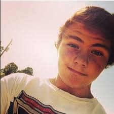 Kaleb Woods (@Woodsy1587)