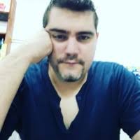 50+ perfiles de «Hernán Crespo»