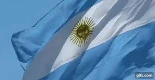 La bandera de la argentina basada en la bandera creada por manuel belgrano, líder de la revolución de mayo, quien la diseñó con los colores de la escarapela nacional, celeste y blanca. 25 De Mayo Feliz Dia De La Patria Bandera Argentina Dia De La Bandera Fotos De Bandera Argentina