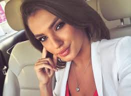 Diana Enache, aniversare de vis! Alături de ce bărbat şi-a petrecut ziua de  naştere