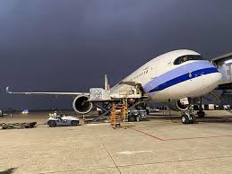 綜合旅遊業 交觀綜2013 ｜ 代表人 黃明峰 ｜ 聯絡人 林冠賢 104 台灣台北市南京東路2段98號4,6,11樓 ｜ member.b2c@colatour.com.tw. æœ€æ–°æ¶ˆæ¯ ä¸­è¯èˆªç©ºä¼æ¥­ç¤¾æœƒè²¬ä»»ç¶²china Airlines