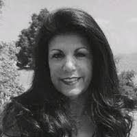 Janine Goldberg's Instagram, Twitter & Facebook