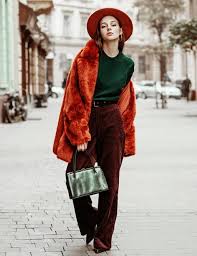 Does red and grey match clothes. Colors That Go Well With Red Clothes 11 Outfit Combinations